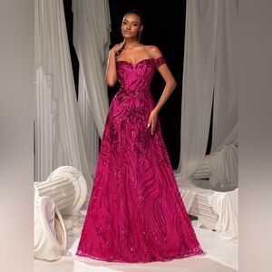 Faeriesty - Hot Pink Sequin Formal Gown - XS - NWOT